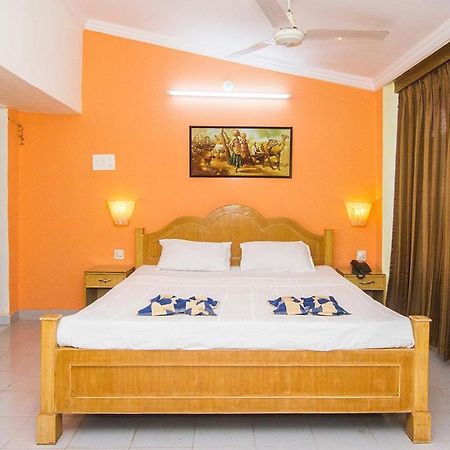 Lui Beach Resort Candolim Exterior foto