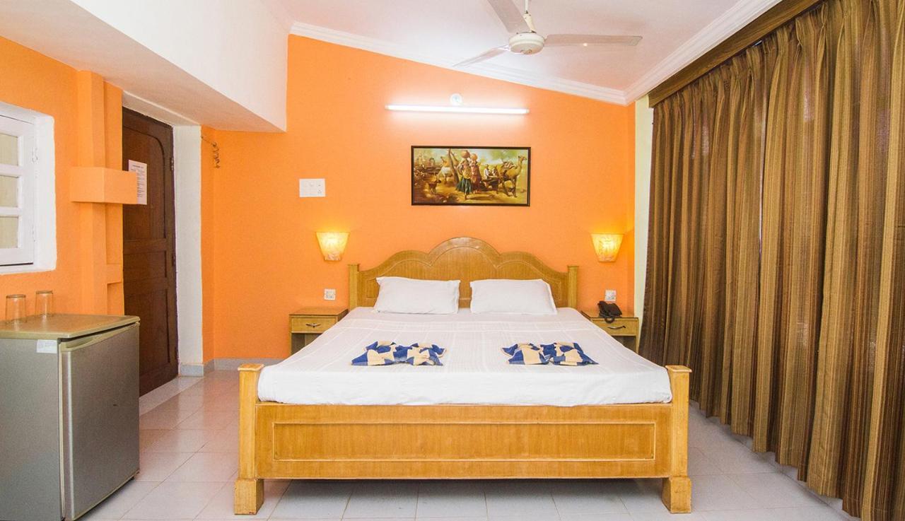 Lui Beach Resort Candolim Exterior foto