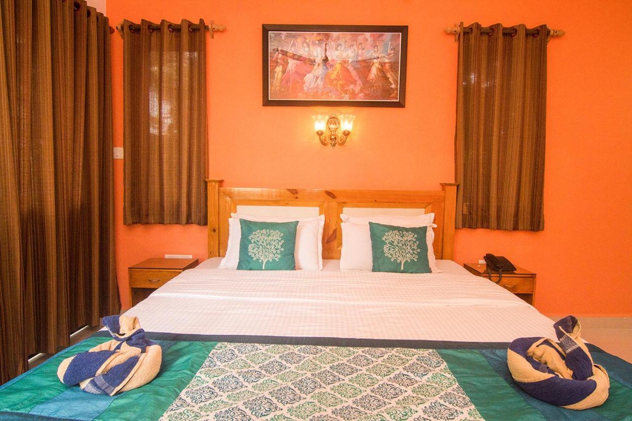 Lui Beach Resort Candolim Exterior foto