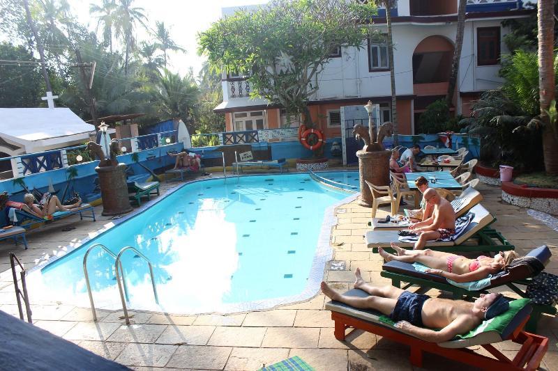 Lui Beach Resort Candolim Exterior foto