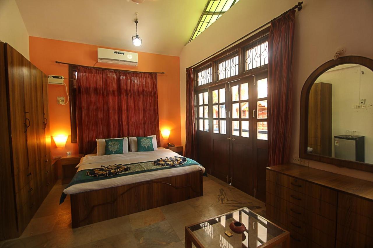 Lui Beach Resort Candolim Exterior foto
