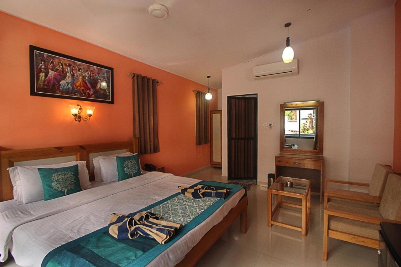 Lui Beach Resort Candolim Exterior foto