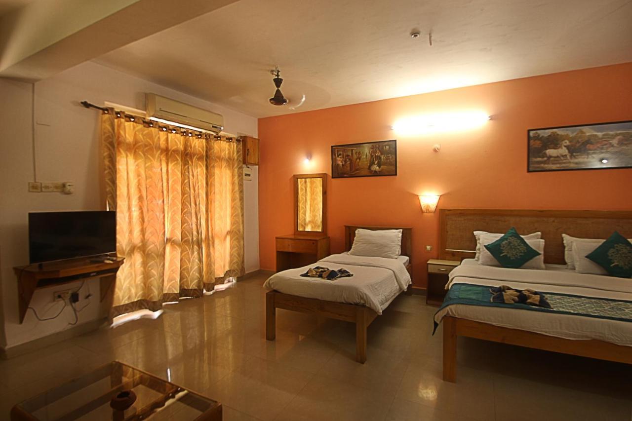 Lui Beach Resort Candolim Exterior foto